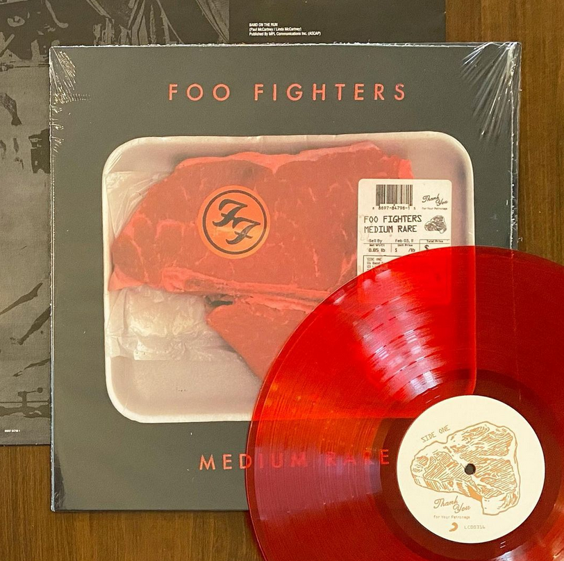 Foo Fighters / Medium Rare